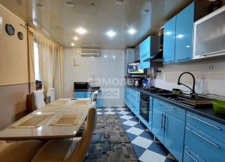 Продаю 4-комнатную квартиру, 132 м2, Смоленск, Оршанская улица, 16