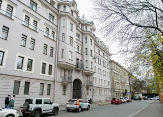 Аренда 2-ком. квартиры, 101 м2, Санкт-Петербург, Тучков переулок, 3