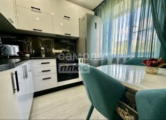 Продается однокомнатная квартира, 32.1 м2, посёлок Строитель, микрорайон Центральный, 20