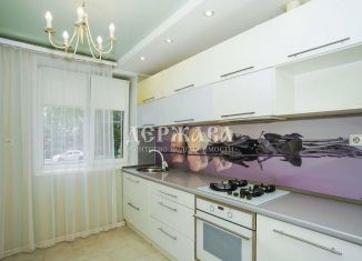 Продам двухкомнатную квартиру, 40.2 м2, Старый Оскол, микрорайон Молодогвардеец, 5