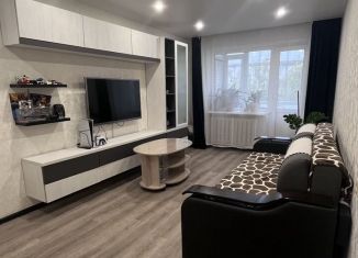 Продаю двухкомнатную квартиру, 43.5 м2, Северодвинск, улица Трухинова, 2