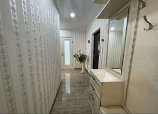 Сдаю в аренду двухкомнатную квартиру, 55 м2, Ростов-на-Дону, проспект Космонавтов, 43