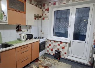 Продаю 1-комнатную квартиру, 35 м2, Чебоксары, проспект Тракторостроителей, 59