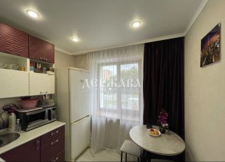 2-ком. квартира на продажу, 40 м2, Старый Оскол, микрорайон Горняк, 1