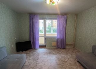 Сдается 1-комнатная квартира, 41 м2, Миасс, улица Колесова, 17