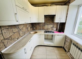 Двухкомнатная квартира в аренду, 55 м2, Балашов, Привокзальная улица, 13