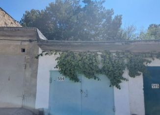 Продается гараж, 20 м2, Крым, улица Большевика Попова, 2А