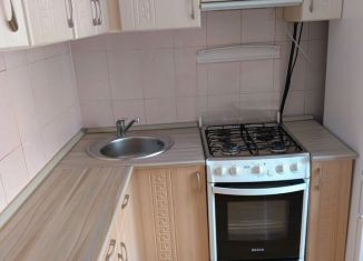 Продажа 2-ком. квартиры, 45 м2, Барнаул, улица Чудненко, 112