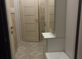 Продаю 2-ком. квартиру, 42 м2, посёлок Мирный, улица Ленина, 4