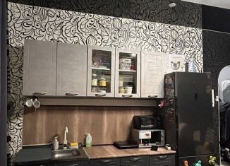 Продается 2-ком. квартира, 49.7 м2, Нижний Тагил, улица Гастелло, 10