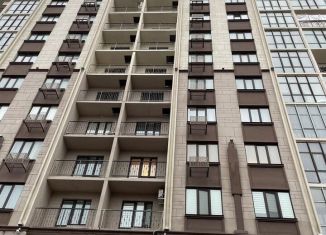 Продам 2-комнатную квартиру, 55.9 м2, Махачкала, улица Ермошкина, 117-119