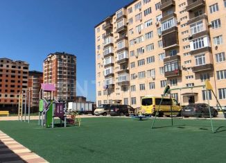 Продам трехкомнатную квартиру, 100 м2, Дагестан, проспект М. Омарова, 5