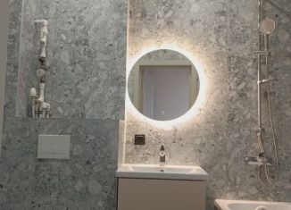 Продается двухкомнатная квартира, 61.8 м2, Калининград, улица Ломоносова, 52