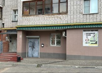 Сдаю помещение свободного назначения, 18 м2, Киров, улица Труда, 37