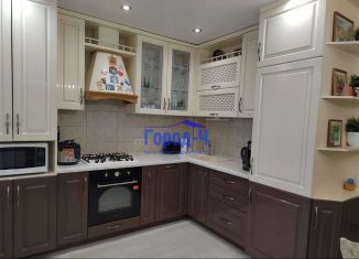 Продаю 4-ком. квартиру, 80 м2, Чебоксары, улица И.П. Прокопьева, 1к2