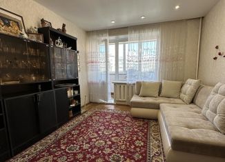 Продается трехкомнатная квартира, 66.6 м2, Чебоксары, улица Кадыкова