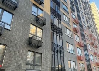 Продаю трехкомнатную квартиру, 83 м2, Воронеж, улица Пескова, 6