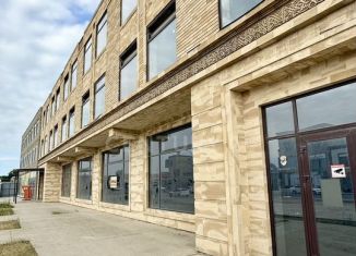 Сдам в аренду помещение свободного назначения, 800 м2, Махачкала, Федеральное шоссе, 68, Кировский внутригородской район