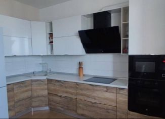 Продам 3-комнатную квартиру, 81 м2, Краснодарский край, улица имени 40-летия Победы, 184к2