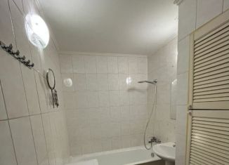 Сдаю в аренду однокомнатную квартиру, 39 м2, Москва, Симферопольский бульвар, 24к5