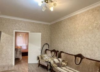 Продам 2-комнатную квартиру, 60 м2, Махачкала, проспект Имама Шамиля, 36Б