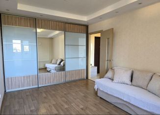 Сдаю в аренду 1-ком. квартиру, 37.8 м2, Мурино, Привокзальная площадь, 1Ак2