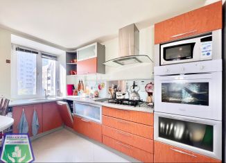 Продажа двухкомнатной квартиры, 56.1 м2, Дзержинск, улица Галкина, 8Б