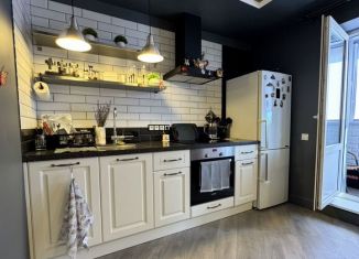 Продам 2-ком. квартиру, 58.4 м2, Домодедово, Лунная улица, 11