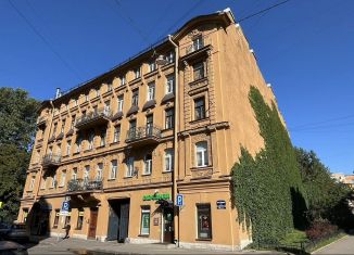 Продается 4-комнатная квартира, 92 м2, Санкт-Петербург, улица Лизы Чайкиной, 18