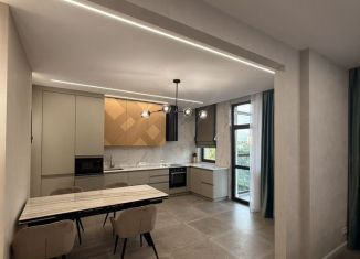 Сдается в аренду трехкомнатная квартира, 115 м2, Крым, улица Фрунзе, 41А