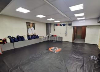 Продаю торговую площадь, 197.4 м2, Екатеринбург, улица Бебеля, 138