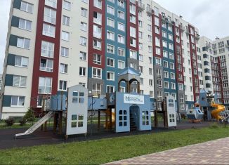Продаю 1-ком. квартиру, 31.7 м2, Калининград