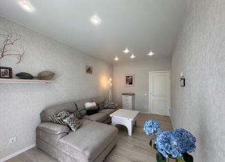 Продам 2-комнатную квартиру, 57 м2, Калининград, улица Баженова, 13Б