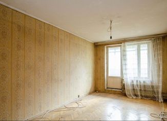 3-комнатная квартира на продажу, 63.4 м2, Москва, улица Маршала Тухачевского, 19, метро Октябрьское поле