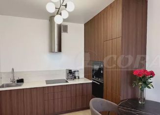 2-ком. квартира на продажу, 53.2 м2, Тюмень, улица Фармана Салманова, 1