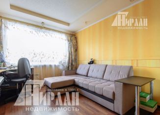 Продается трехкомнатная квартира, 60 м2, Ростов-на-Дону, улица Зорге, 58