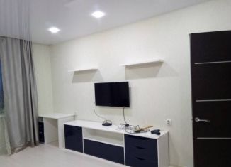 Продаю двухкомнатную квартиру, 54.8 м2, Благовещенск, улица Шафира, 64