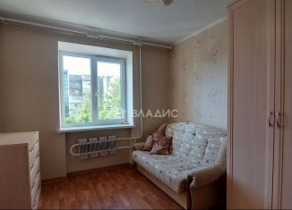 Продаю 3-ком. квартиру, 57.3 м2, Калининград, Озёрная улица, 3