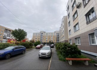 Продаю трехкомнатную квартиру, 76.9 м2, посёлок Шушары, Ростовская улица, 5к1