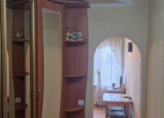 Продается 1-комнатная квартира, 33 м2, Калининград, улица Александра Невского, 188к3