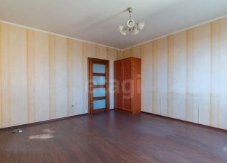 Продаю четырехкомнатную квартиру, 175 м2, Калининград, Красносельская улица, 80Б