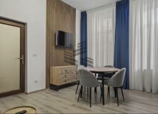 Сдается трехкомнатная квартира, 63 м2, Татарстан, улица Патриса Лумумбы, 50