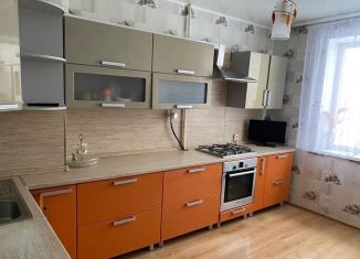 Сдача в аренду 3-комнатной квартиры, 80 м2, Республика Башкортостан, улица Набережная реки Уфы, 41