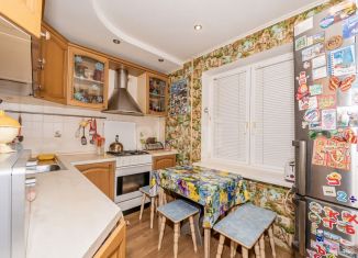 Продажа 2-ком. квартиры, 44.6 м2, Череповец, Набережная улица, 49