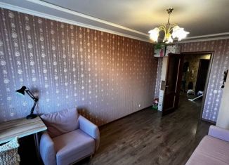 Сдается трехкомнатная квартира, 98 м2, Татарстан, проспект Ямашева, 29