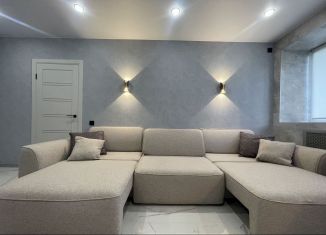 Аренда 1-ком. квартиры, 44 м2, Тверь, улица Андрея Дементьева, 19