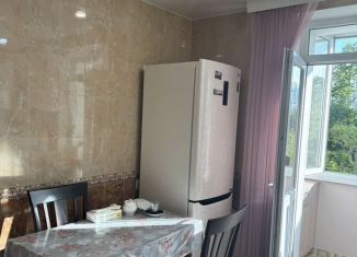 3-ком. квартира на продажу, 65.4 м2, Крым, Железнодорожная улица, 10