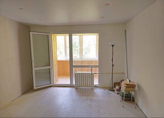 Трехкомнатная квартира на продажу, 63.6 м2, Чебоксары, улица Урукова, 7к1