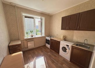 Продаю 1-ком. квартиру, 35.3 м2, Тюмень, улица Николая Ростовцева, 18