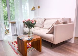 Продается 2-комнатная квартира, 42.7 м2, Москва, Вадковский переулок, 16, Вадковский переулок